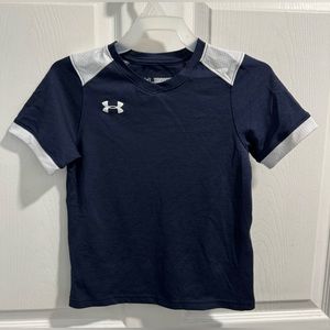Under Armour Heat Gear Threadborne Match Jersey. Size XS. Midnight Blue & White.